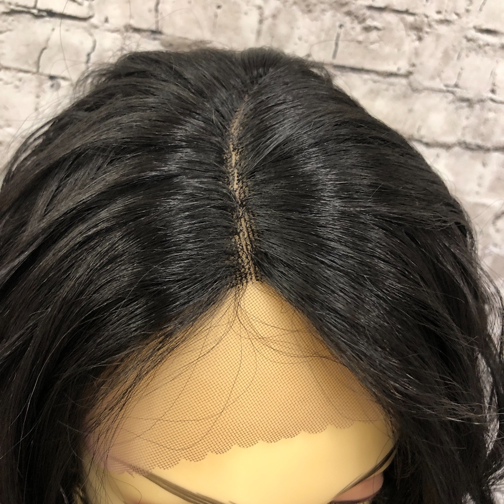 Peagan synthetic lace front wig 1B NWT - Picture 6 of 7